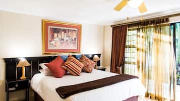 Habitación doble de lujo, 1 habitación, con acceso para personas discapacitadas, para no fumadores | Decoración personalizada, muebles diferentes, escritorio y wifi gratis