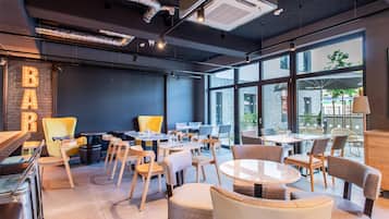 Daily buffet breakfast (EUR 17.9 per person)
