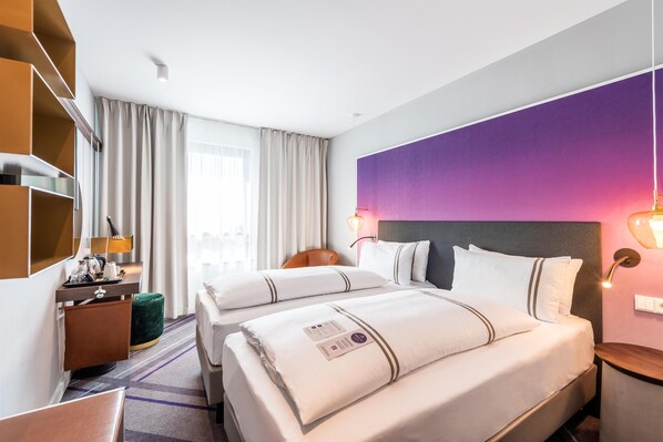 Standard Twin Room | In-room safe, soundproofing, free WiFi, bed sheets - Premier Inn Heidelberg City Bahnstadt (Heidelberg)
