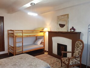 Individually decorated, individually furnished, free cots/infant beds