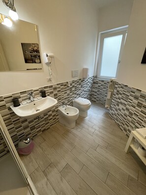 Double Room, Private Bathroom | Bathroom - Trastevere Sweet Rest (Rome)