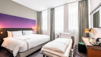 Familien-Dreibettzimmer | Zimmersafe, schallisolierte Zimmer, kostenloses WLAN, Bettwäsche