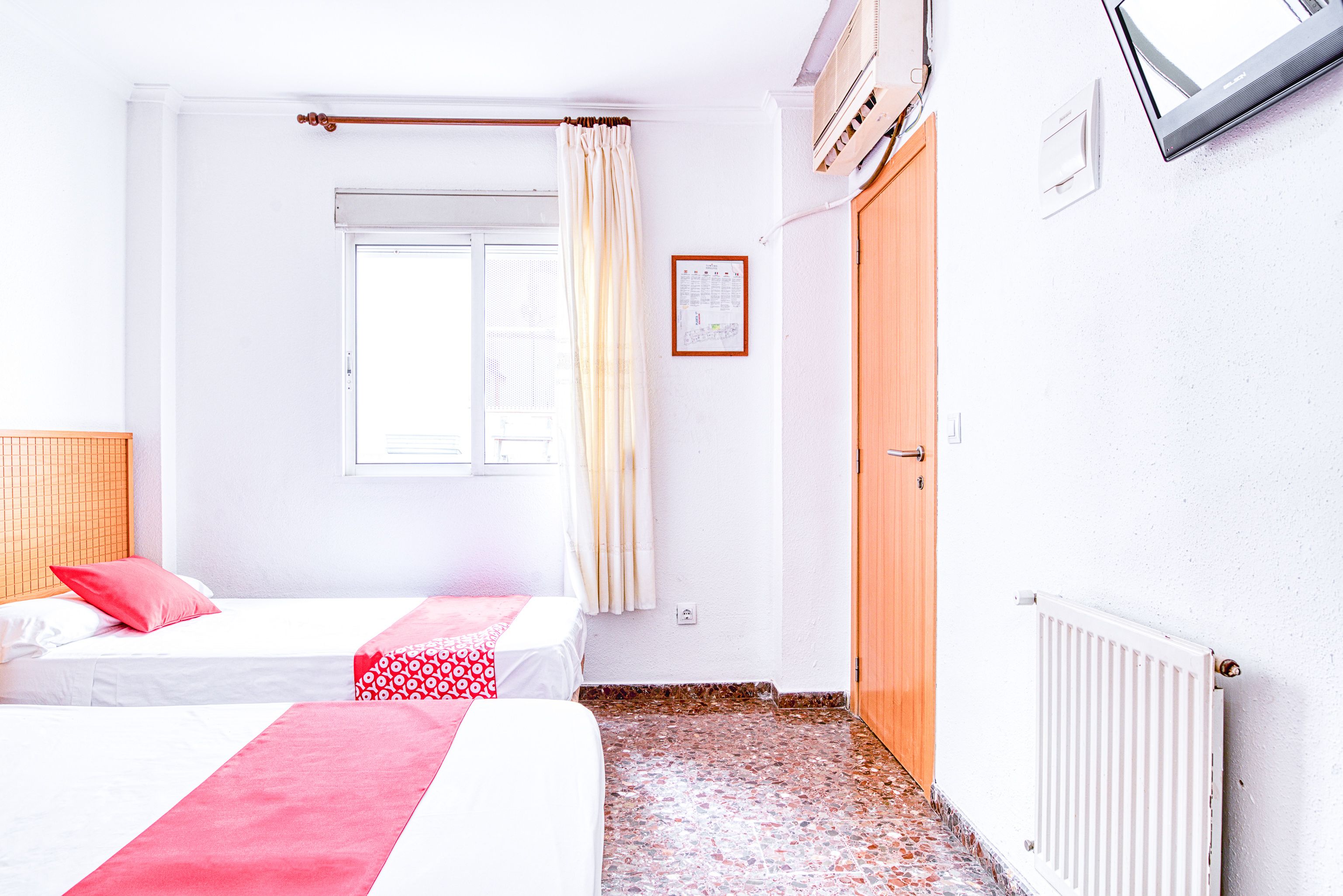 Photo - Hostal Nova Picanya