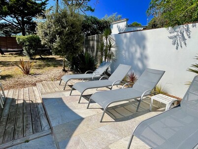 Perfect holiday home in Hourtin-Plage with wifi and very close to the beach