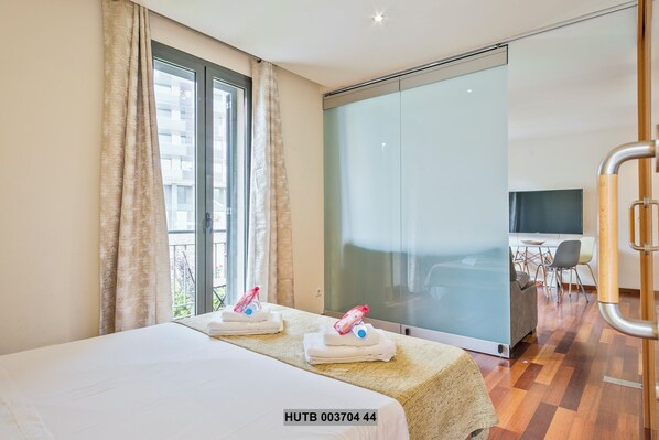 1 bedroom, iron/ironing board, free cots/infant beds, free WiFi - Alcam Anglesola (Barcelona)