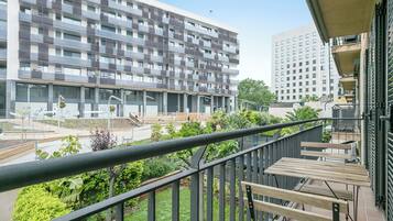 Eenvoudig appartement, 1 slaapkamer | Balkon