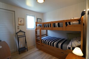3 chambres, fer et planche Ă repasser, lit parapluie, Wi-Fi gratuit