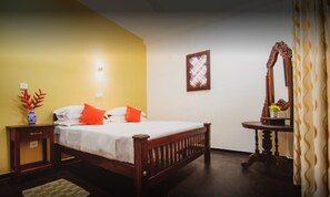 Individually decorated, individually furnished, soundproofing - Halcyon Rest (Hikkaduwa)