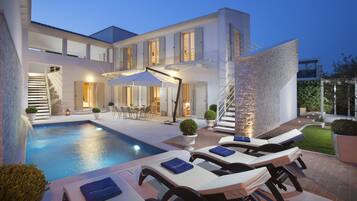 Villa (Frida) | Terrace/patio