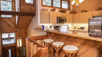 Casa geminada, 3 quartos | Opções para refeição no quarto