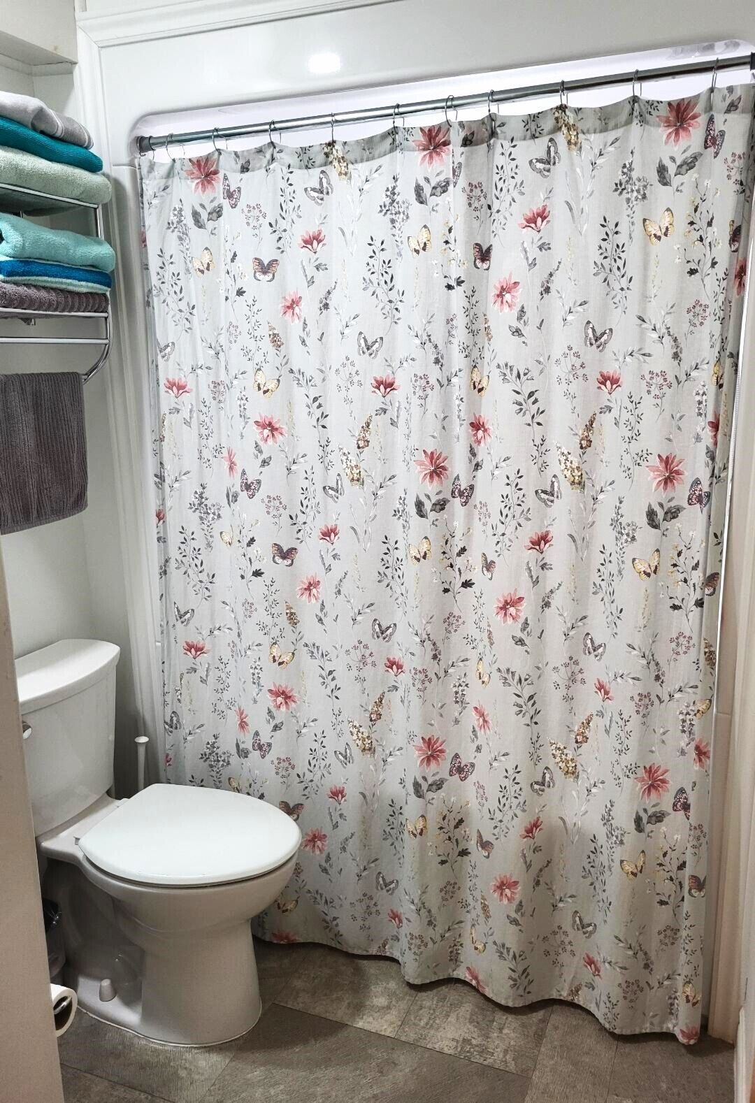 Main/guest bathroom