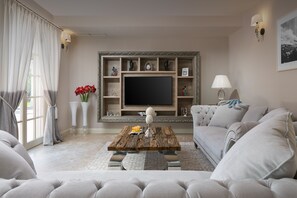 Villa (Celesta) | Living area | Flat-screen TV - Villa Luna (Tar-Vabriga)