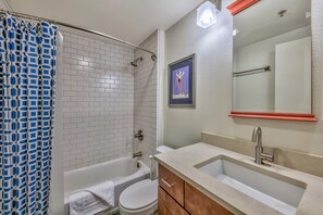 Condo, 2 Bedrooms | Bathroom | Hair dryer, towels, shampoo - 2br+ Loft Centrally Located Kirkwood Great Value 2 Bedroom Condo by RedAwning (Kirkwood)