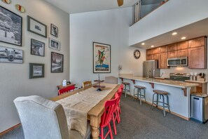 Condo, 2 Bedrooms | Dining - 2br+ Loft Centrally Located Kirkwood Great Value 2 Bedroom Condo by RedAwning (Kirkwood)
