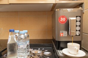 Lägenhet - 1 sovrum - terrass | Eget kök | Kylskåp, ugn, spishäll och diskmaskin