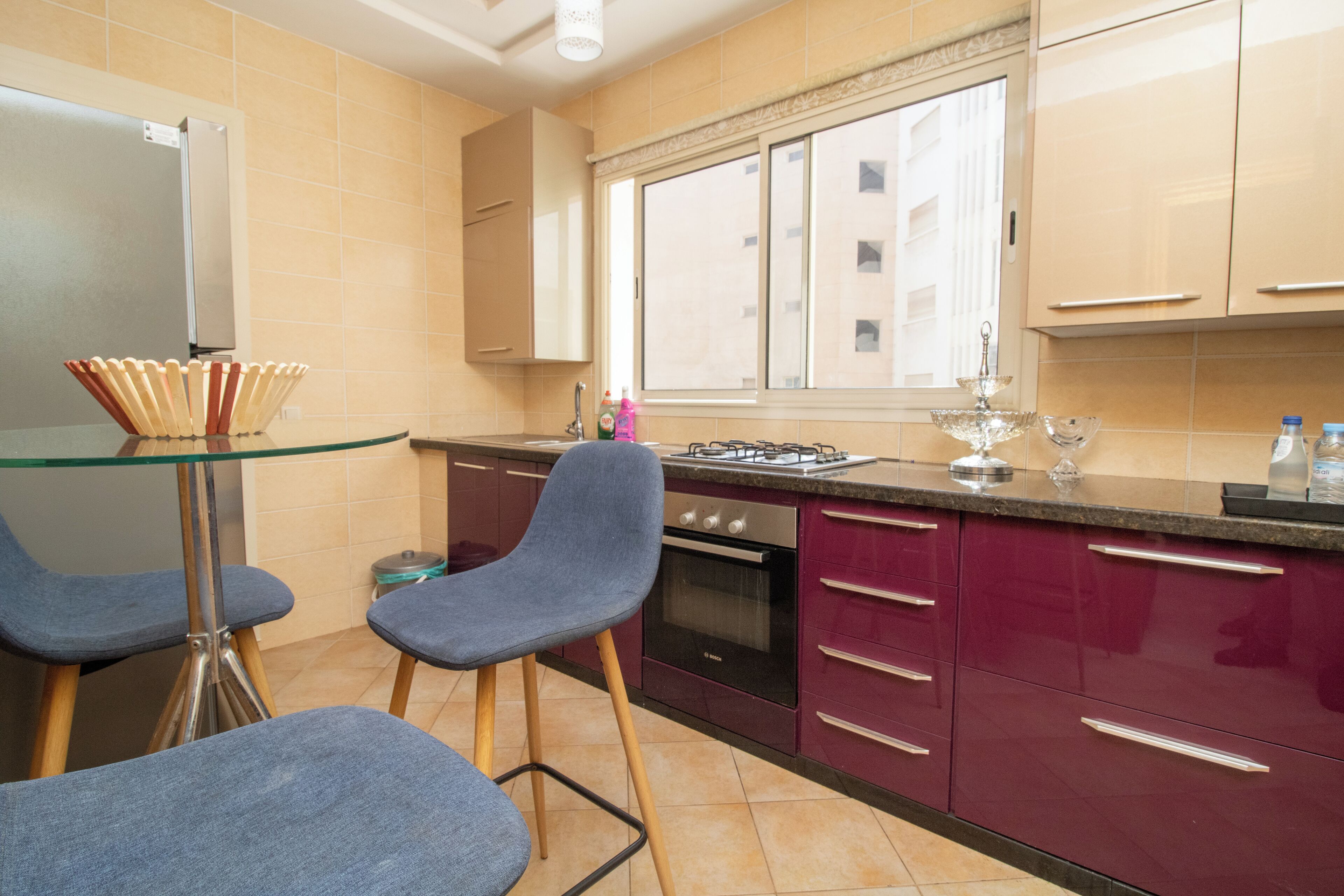 Réfrigérateur, four, plaque de cuisson, lave-vaisselle