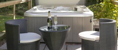 Vine Cottage | Terrace/patio