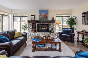 Lejlighed - 2 soveværelser | Stue | Smart-tv