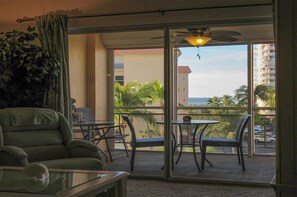 Apartment, 2 Schlafzimmer | Balkon