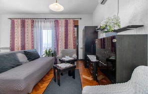 TV - Lovely apartment in Novi Vinodolski (Novi Vinodolski)