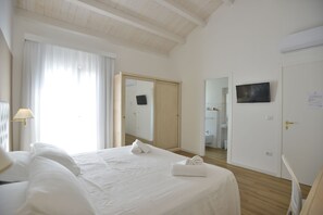 Minibar, in-room safe, individually furnished, desk - Arenosu a pochi Km dalle spiagge (Alghero)