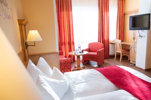 Family Room | In-room safe, individually decorated, individually furnished - Bed & Breakfast Mittelkärnten (Althofen)