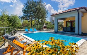 Pool - Gorgeous home in Gostinjac (Gostinjac)