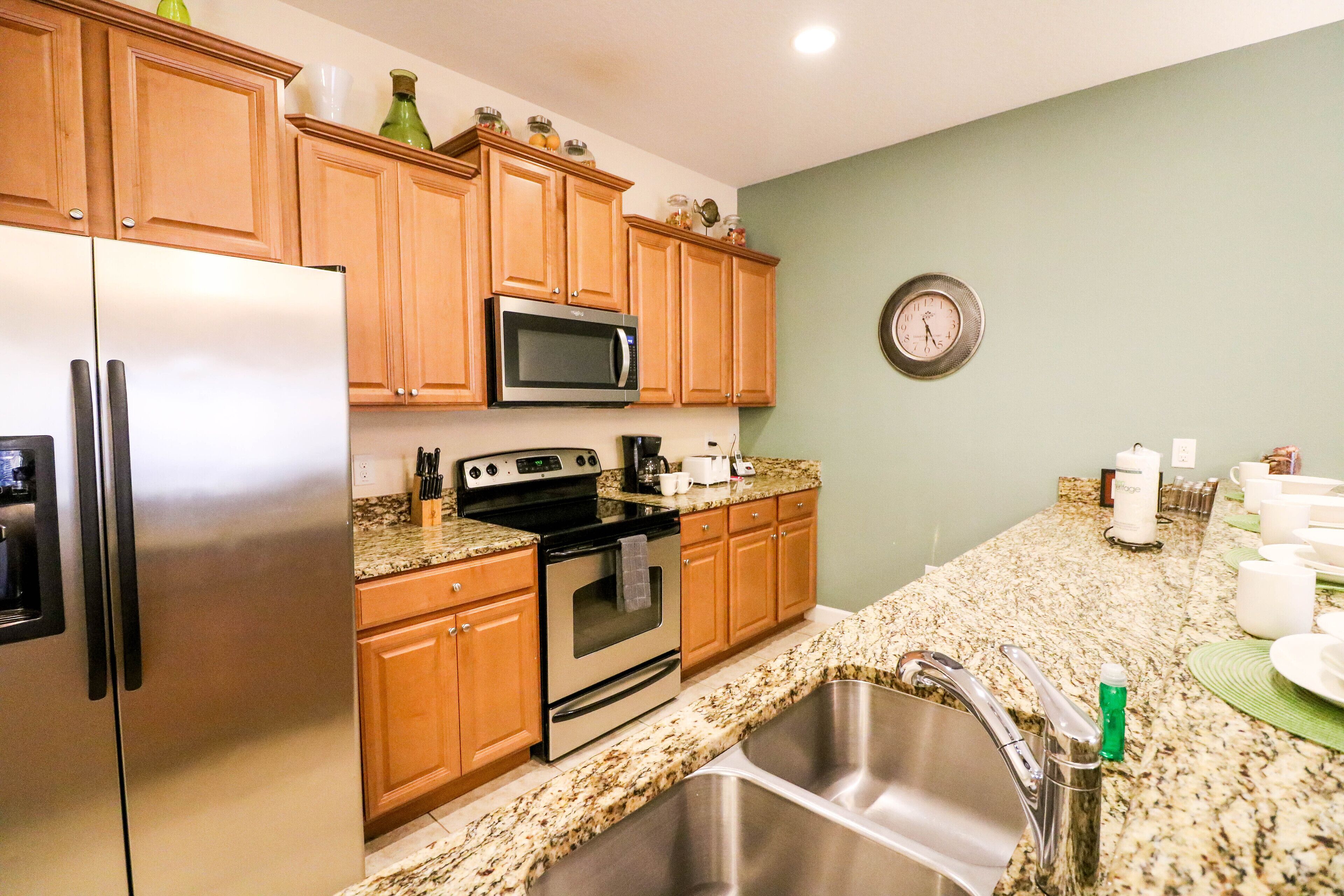Paradise Palms Townhouse Nr Disney with Own Pool - Sleeps 8-10 & Fab Facilities