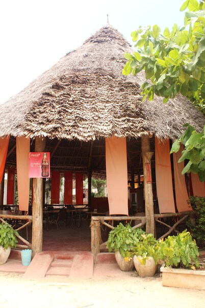Pwani Vanilla House & Restaurant