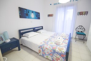 3 quartos, ferros/tábuas de passar roupa, Wi-Fi, roupa de cama