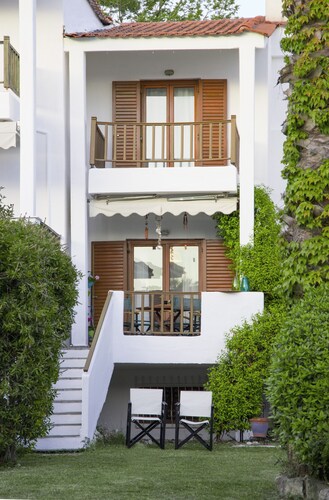 Beautiful Summer House Few Metres From The Sea