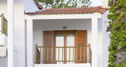Beautiful Summer House Few Metres From The Sea