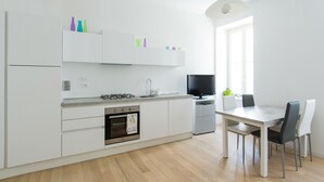 Apartment, 1 Bedroom | Private kitchen - Scala Belvedere (Trieste)