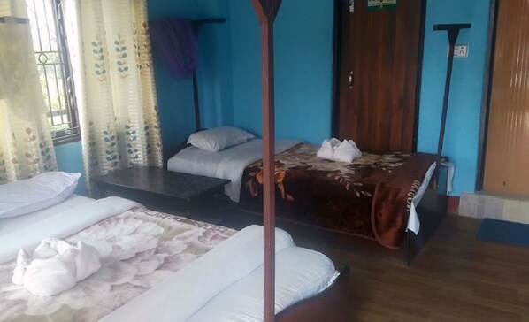 Individually furnished, desk, laptop workspace, free WiFi