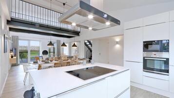 Kühlschrank, Herdplatte, Geschirrspüler