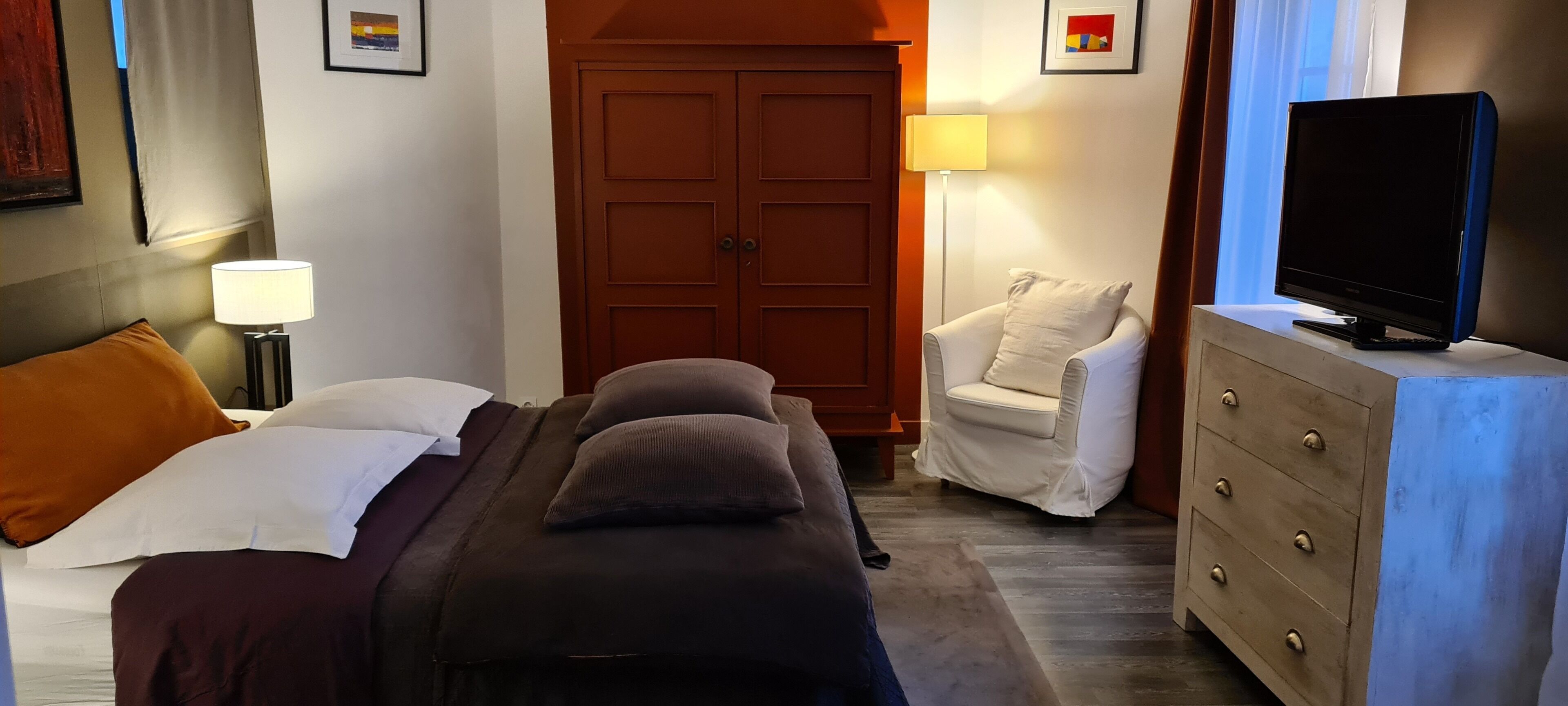 Small house Omaha Beach