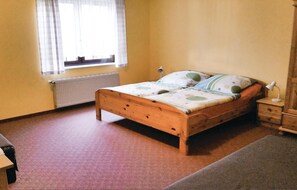 1 Schlafzimmer, Reisekinderbett, kostenloses WLAN