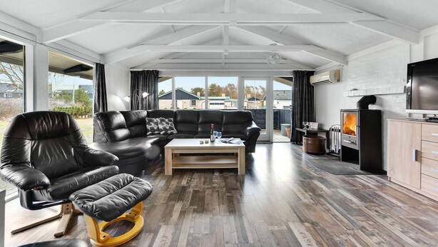 TV og peis