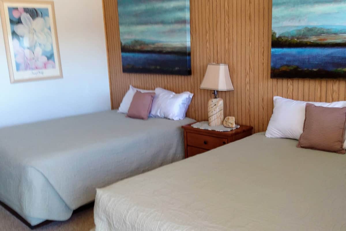 1 bedroom, in-room safe, individually decorated, individually furnished