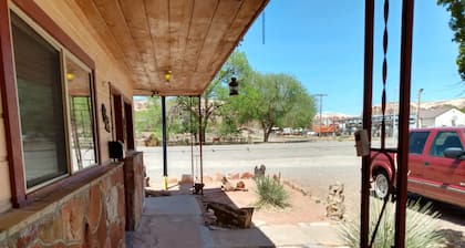 Mokee Motel