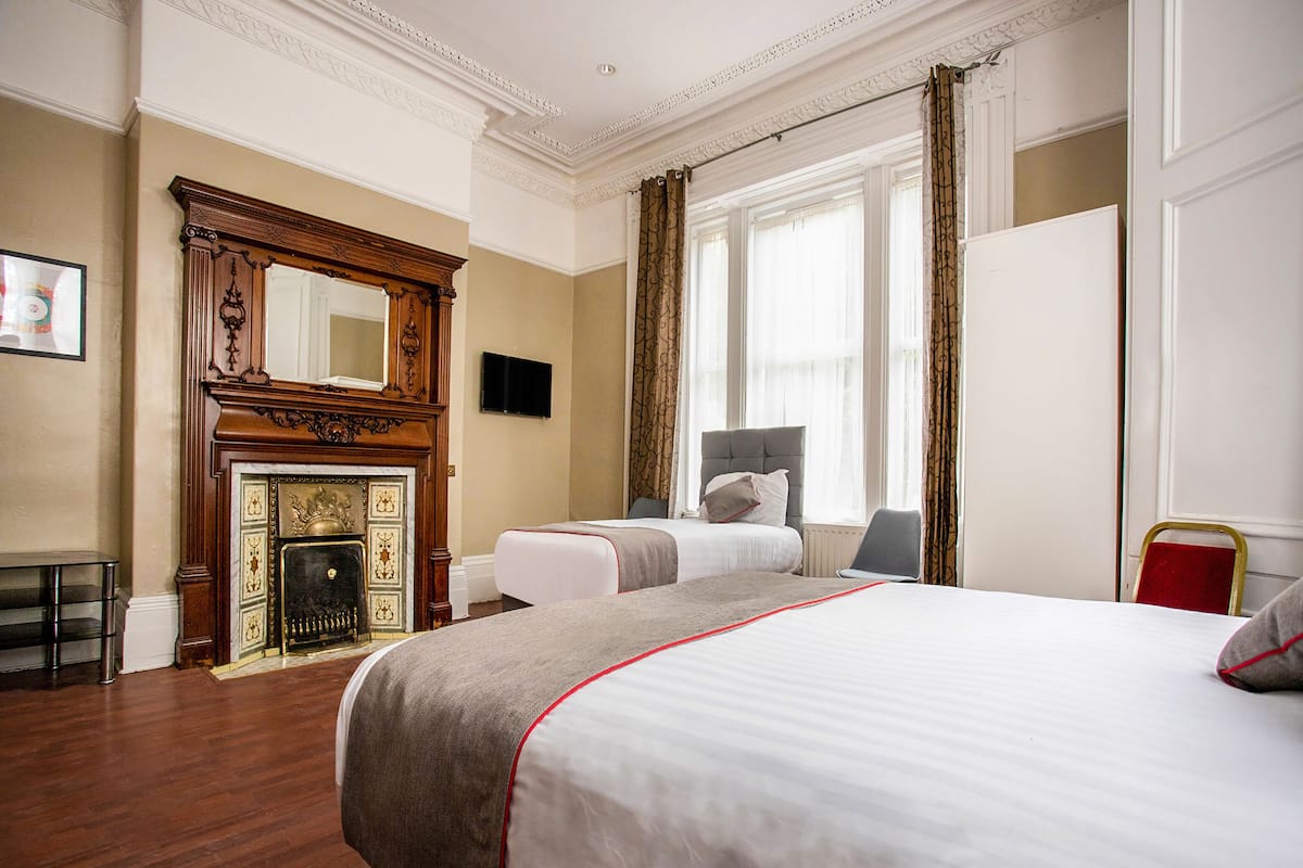 Standard Triple Room, Multiple Beds (Shared)
