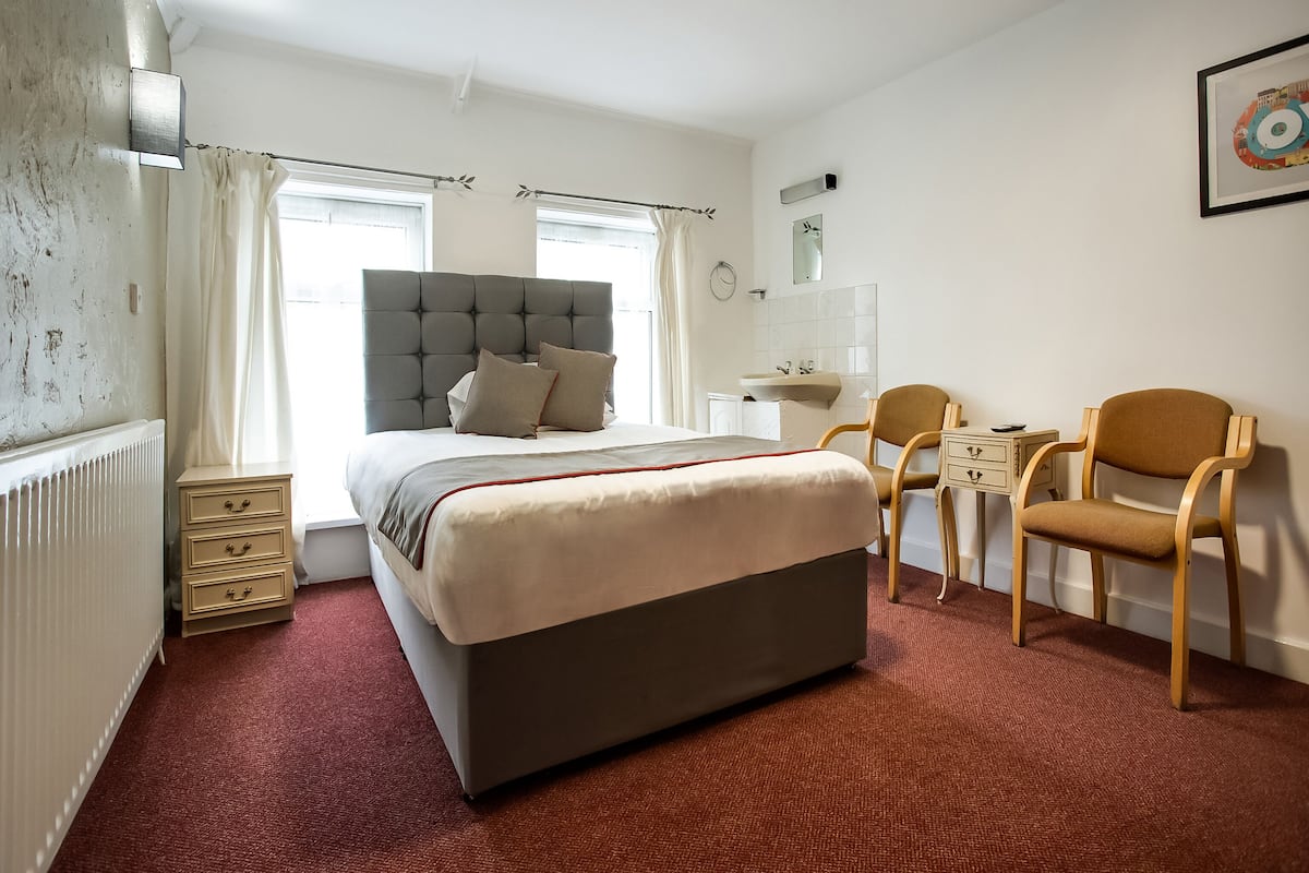 Standard Double Room (Shared)