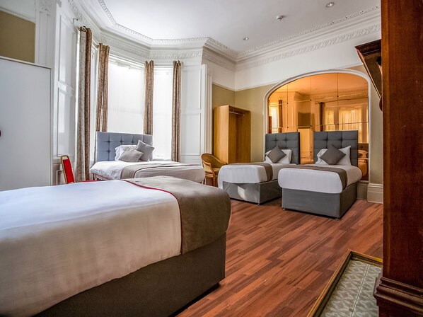 Standard Triple Room, Multiple Beds (Shared) | Individually decorated, individually furnished, desk, iron/ironing board - Clifton Mount Hotel (Newcastle-upon-Tyne)