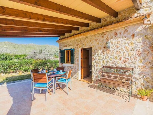 Restauration extérieure