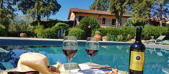 AGRITURISMO in FLORENTINE HILLS-CHIANTI. 100% Travelers Recommend.