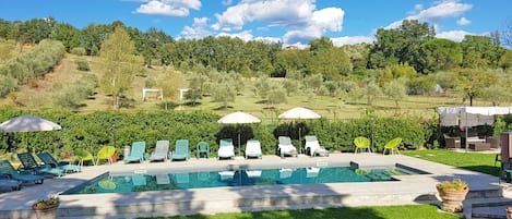 Piscine extérieure