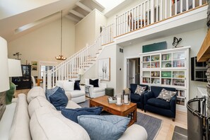 TV, fireplace, DVD player, table tennis