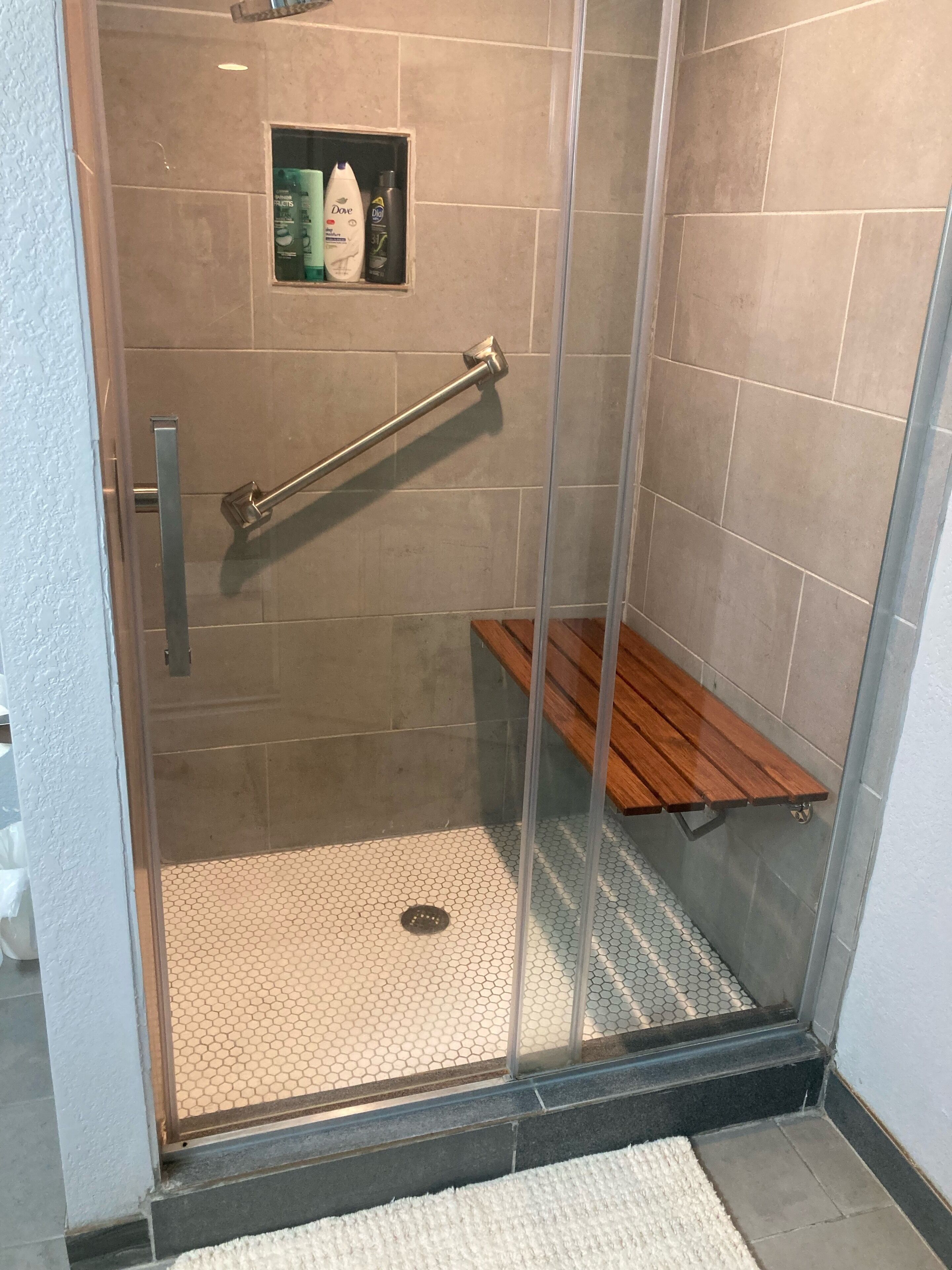Combined shower/tub, hair dryer, towels, soap