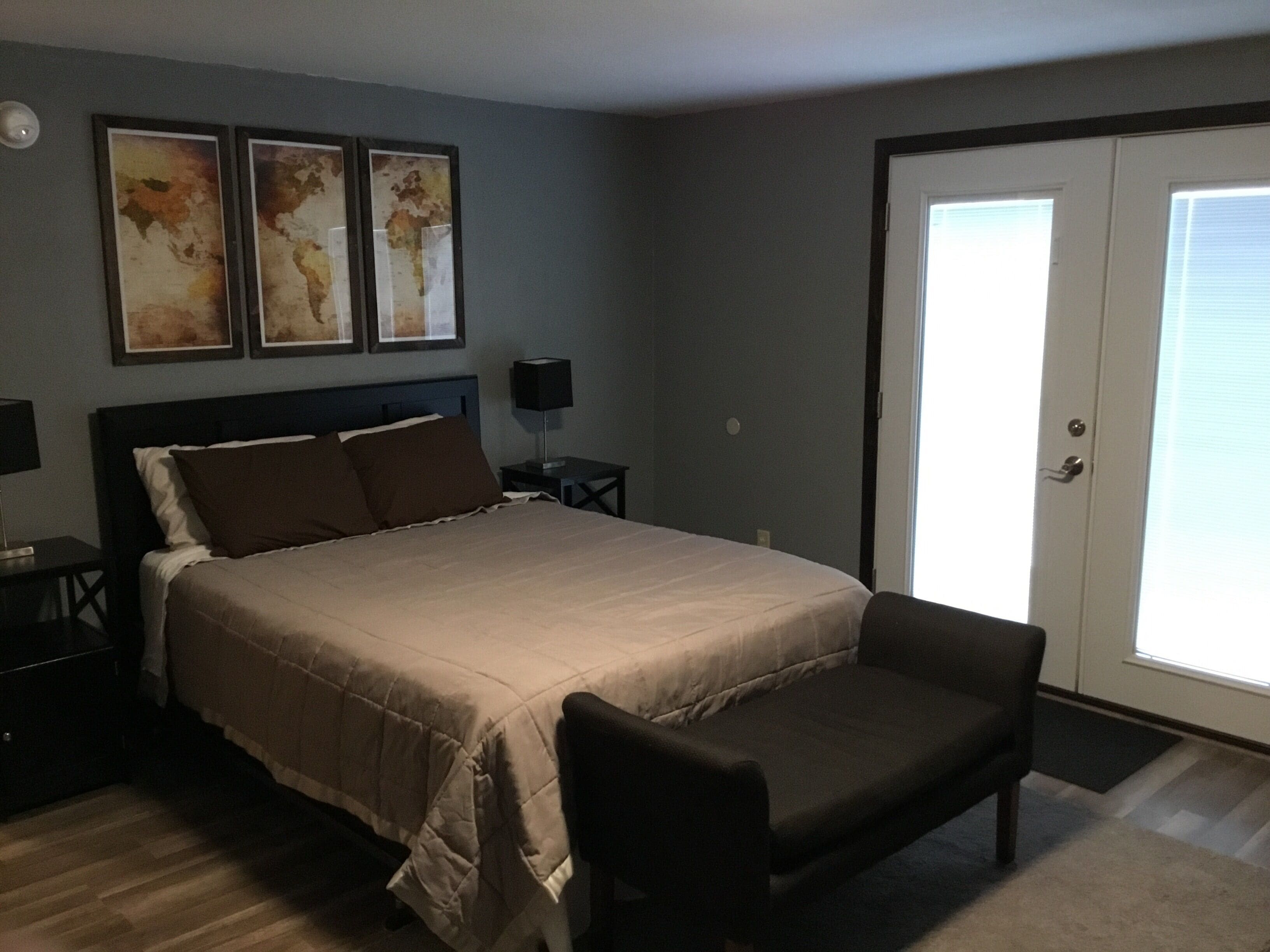 2 bedrooms, desk, iron/ironing board, free WiFi