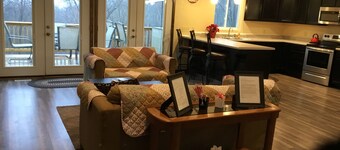 All American Cabin with plenty of parking, handicap friendly